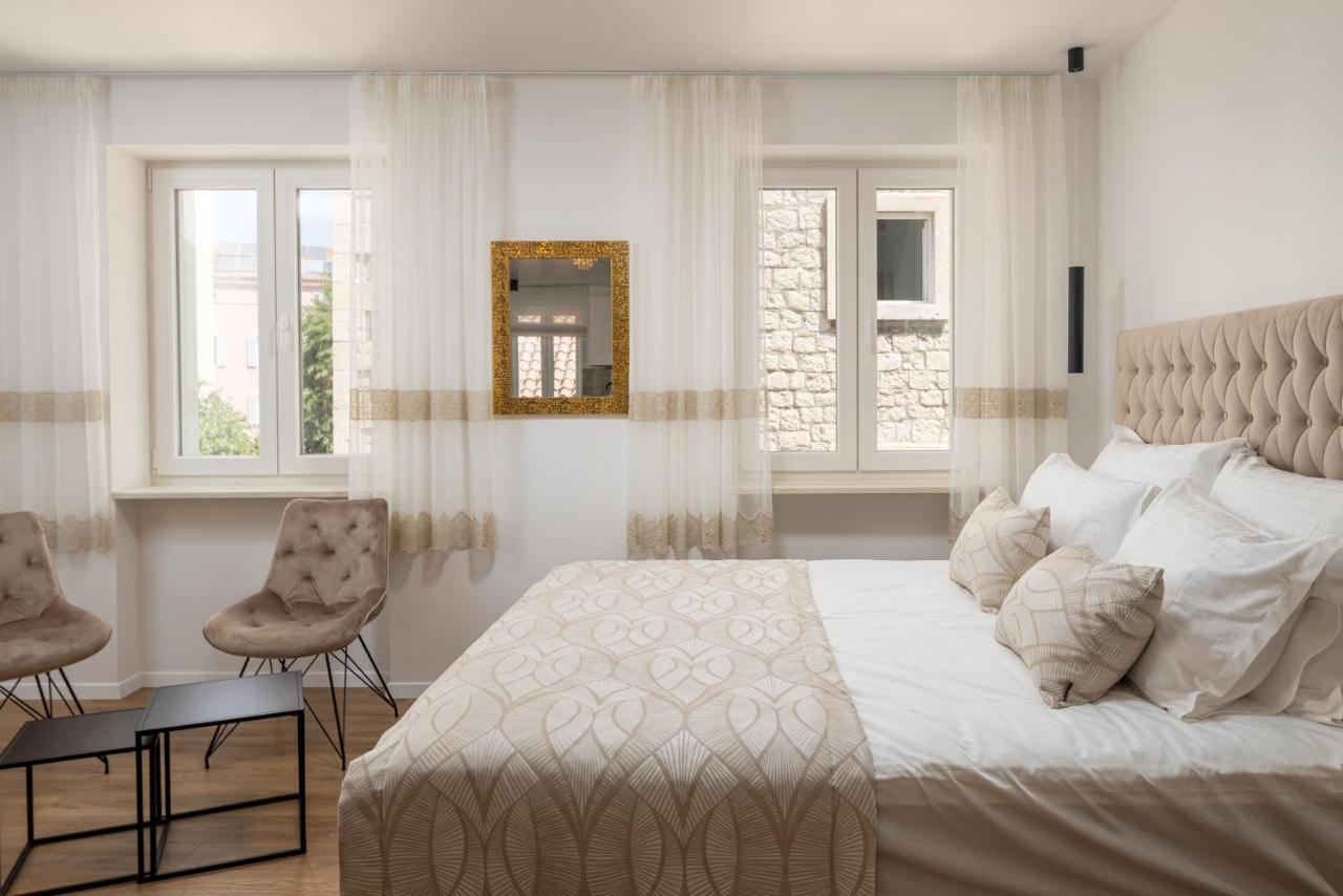 Piazza Square City Top Centre Apartments สปลิท ภายนอก รูปภาพ